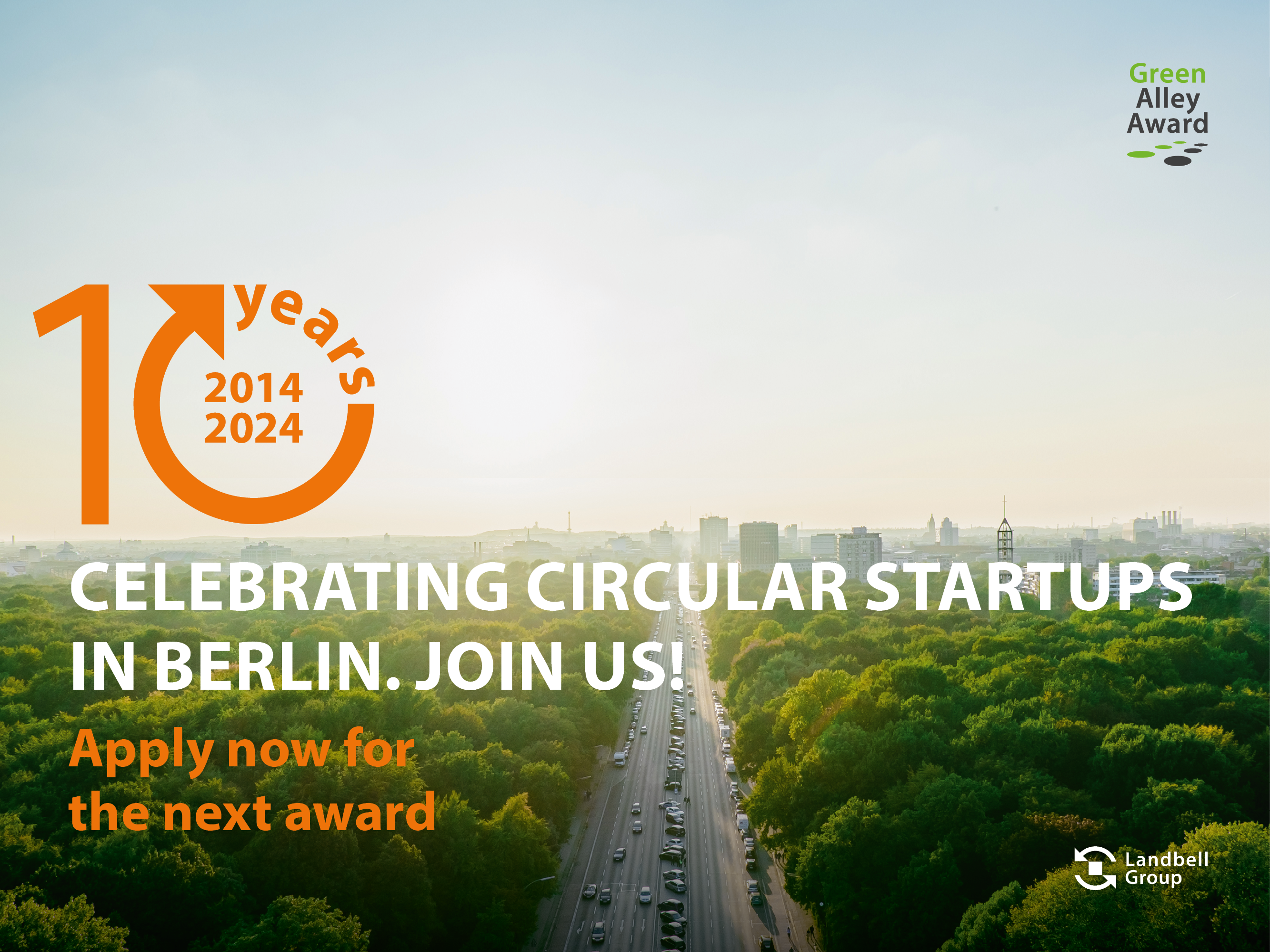 Pictures shows view above the forrest Großer Tiergarten in Berlin with a skyline and a road in the middle; Green Alley Award; Ten years of success; celebrating circular economy startups
